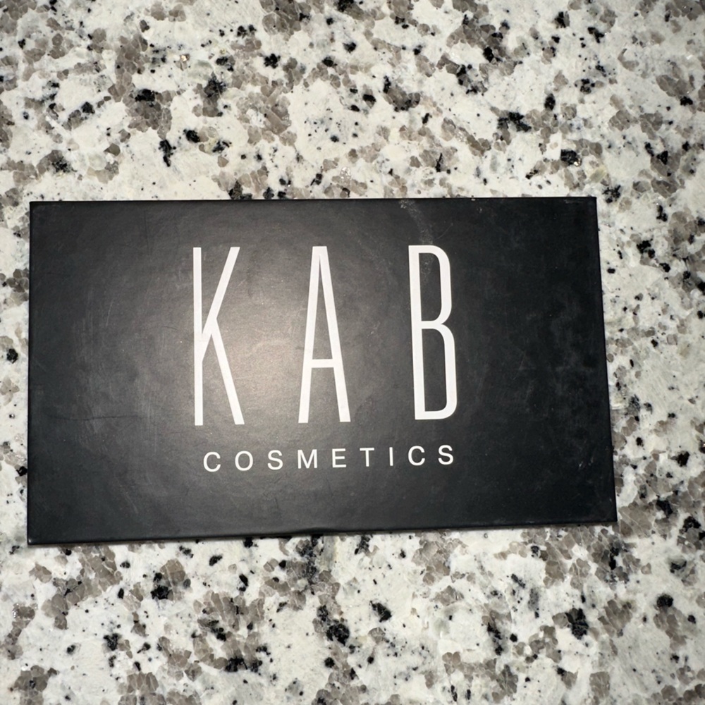 KAB Day & Night Eyeshadow Palette